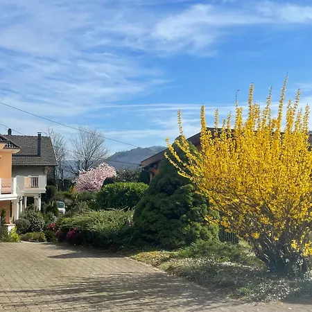 Apartment L'impasse En Famille, 2-6 Personnes Piscine Et Prives
