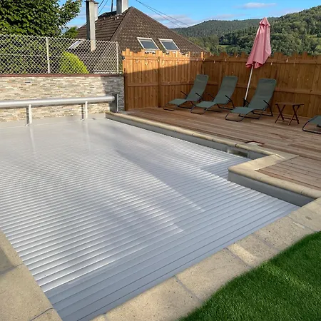 L'impasse Premium, Spa, Cheminée Et Piscine En été