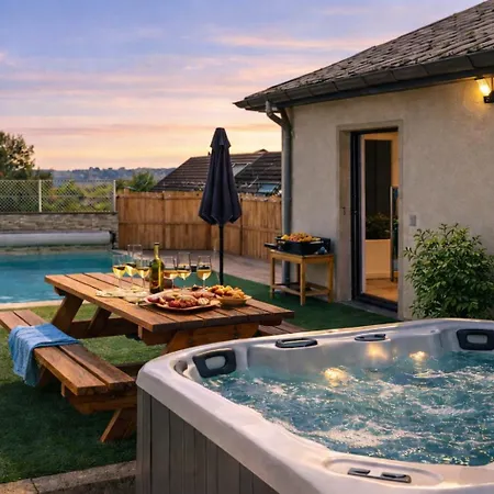 & Piscine, Sejour Cosy Et Detente Famille-amis Apartmán *