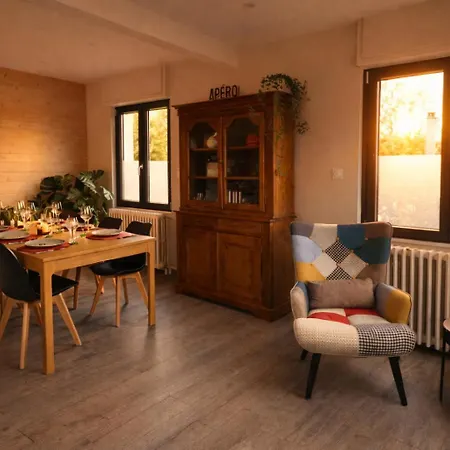 아파트 & Piscine, Sejour Cosy Et Detente Famille-amis 묑스테르