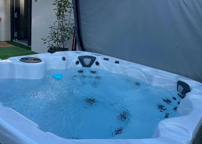 & Piscine, Sejour Cosy Et Detente Famille-amis Apartmán *